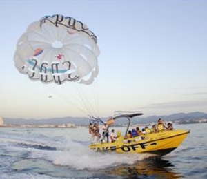 Parasailing en Ibiza