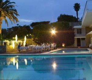 Fiesta Fin de Año en Hotel Alga