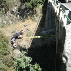 Deportes de Aventura Puenting Andorra