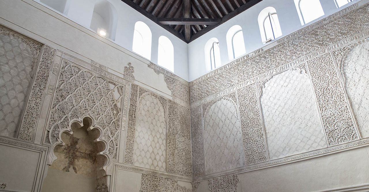 Hotel + Entradas Mezquita  Córdoba + Alcázar  + Sinagoga (Tour con guía) - Alojamientos en Cordoba