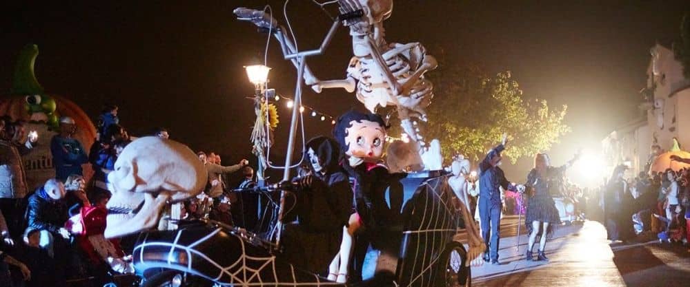 Ofertas Halloween PortAventura Hotel y Entradas - Alojamientos en Salou