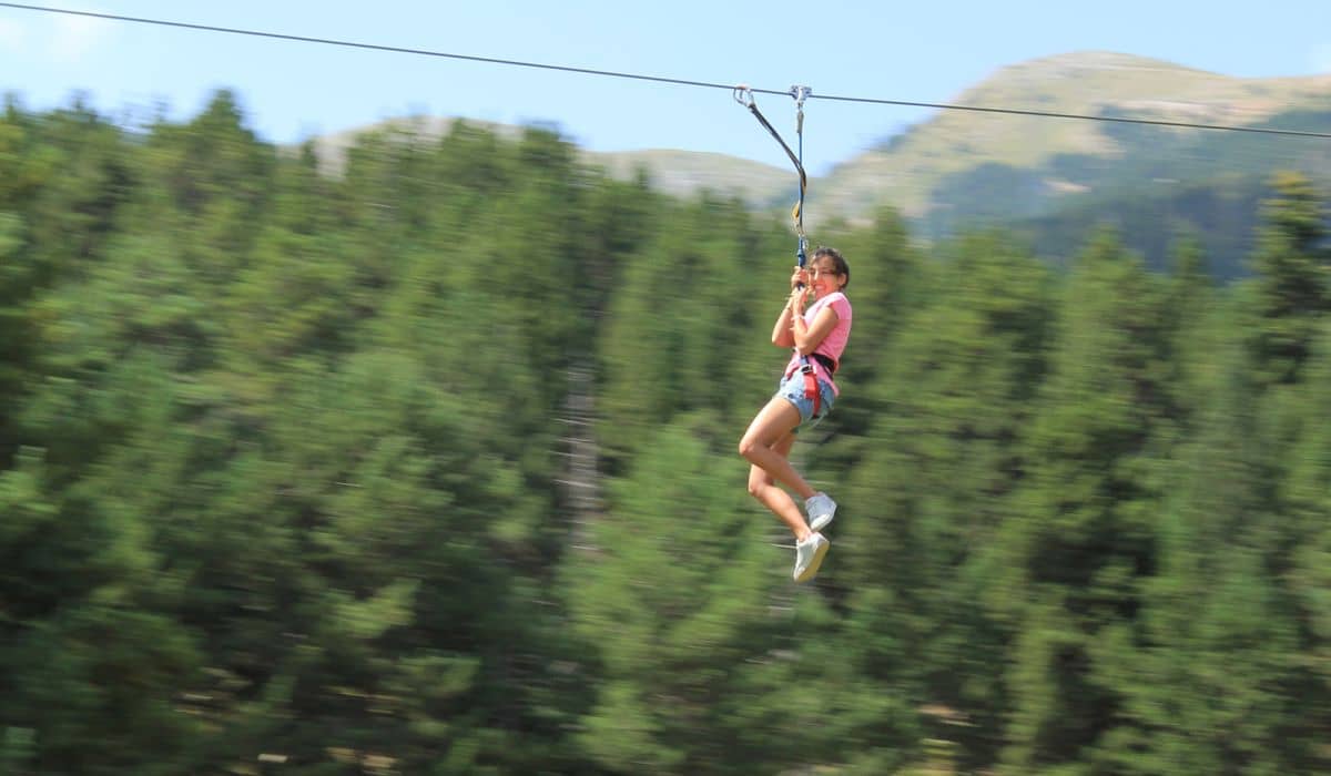 Escapada parque de aventuras con tirolinas y hotel en el Pirineo - Alojamientos en La Molina